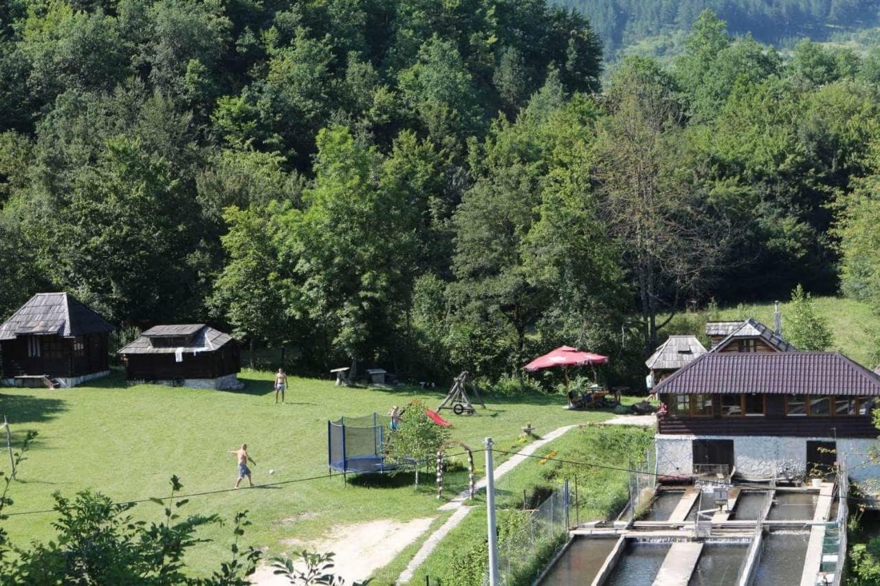 Hotel Etno Kuce Miljevic Sipovo Exterior foto